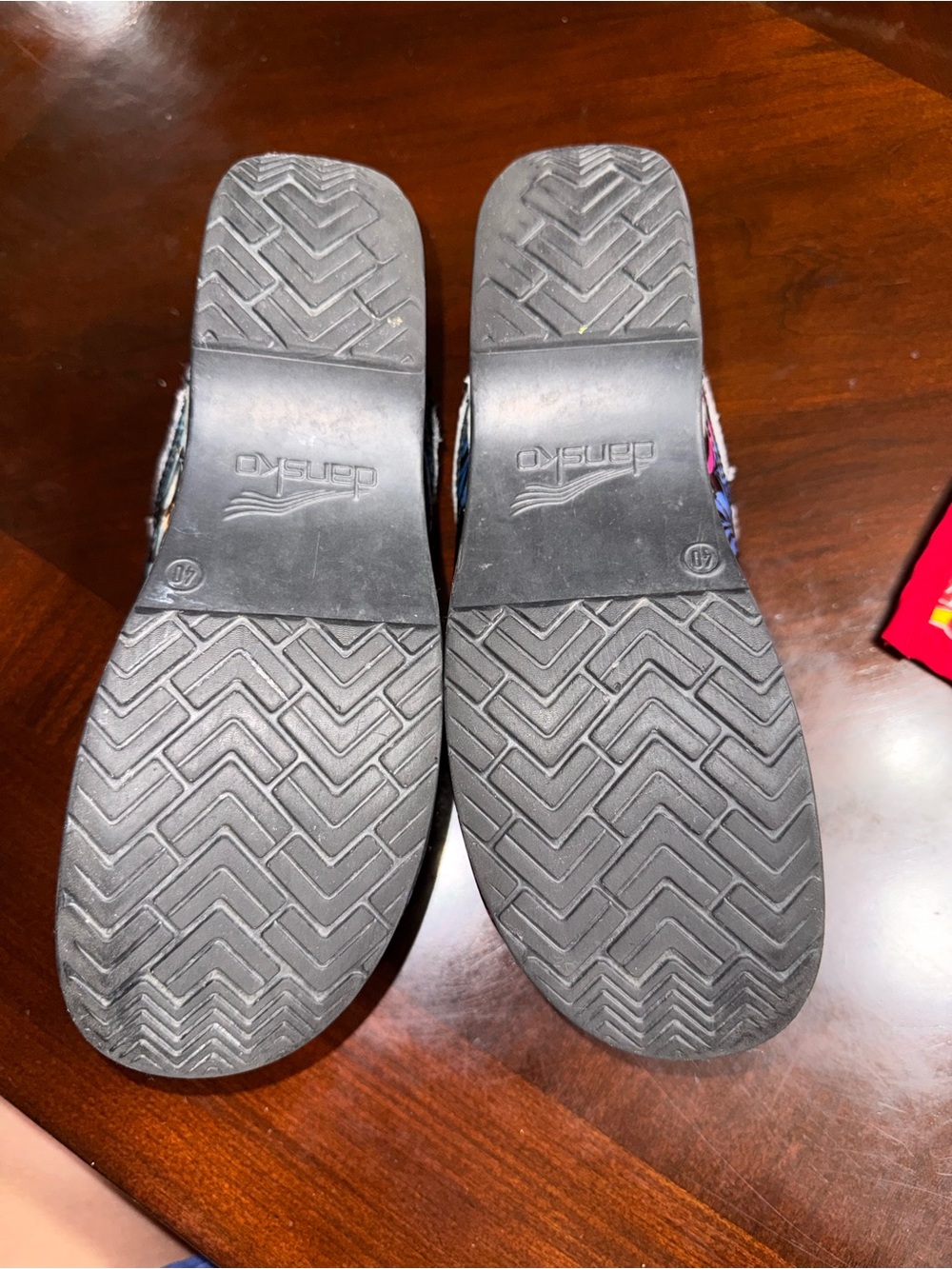 Floral Dansko professional classic nursing clogs - Picture 5 of 7